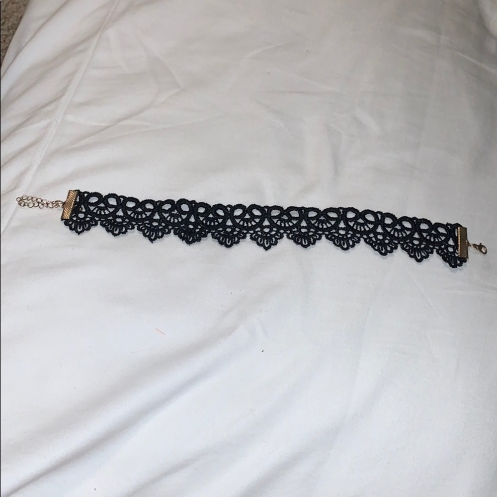 Crochet choker !!